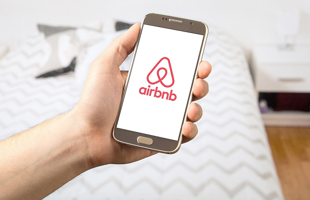 Airbnb to go public in 2020 after WeWork IPO collapses