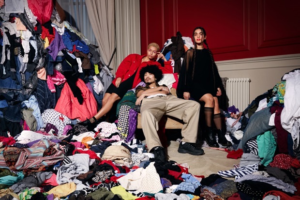 Vanish highlights clothes waste with London Fashion Week photoshoot